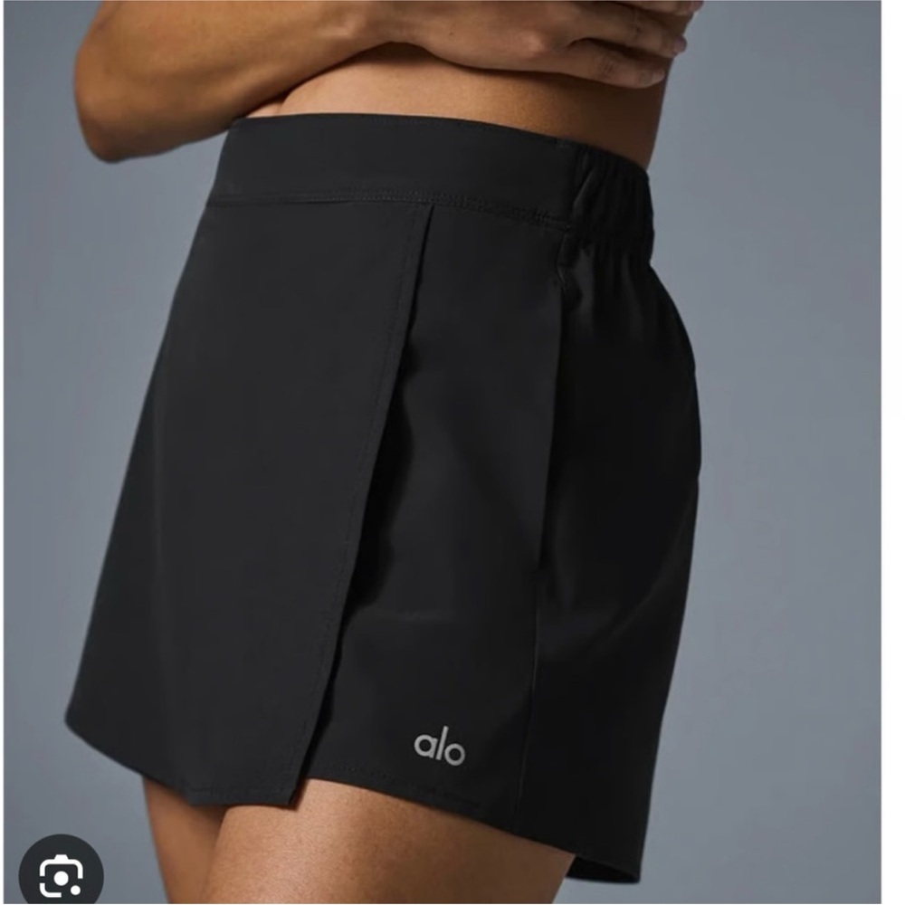 ALO Yoga Women's Black Skort